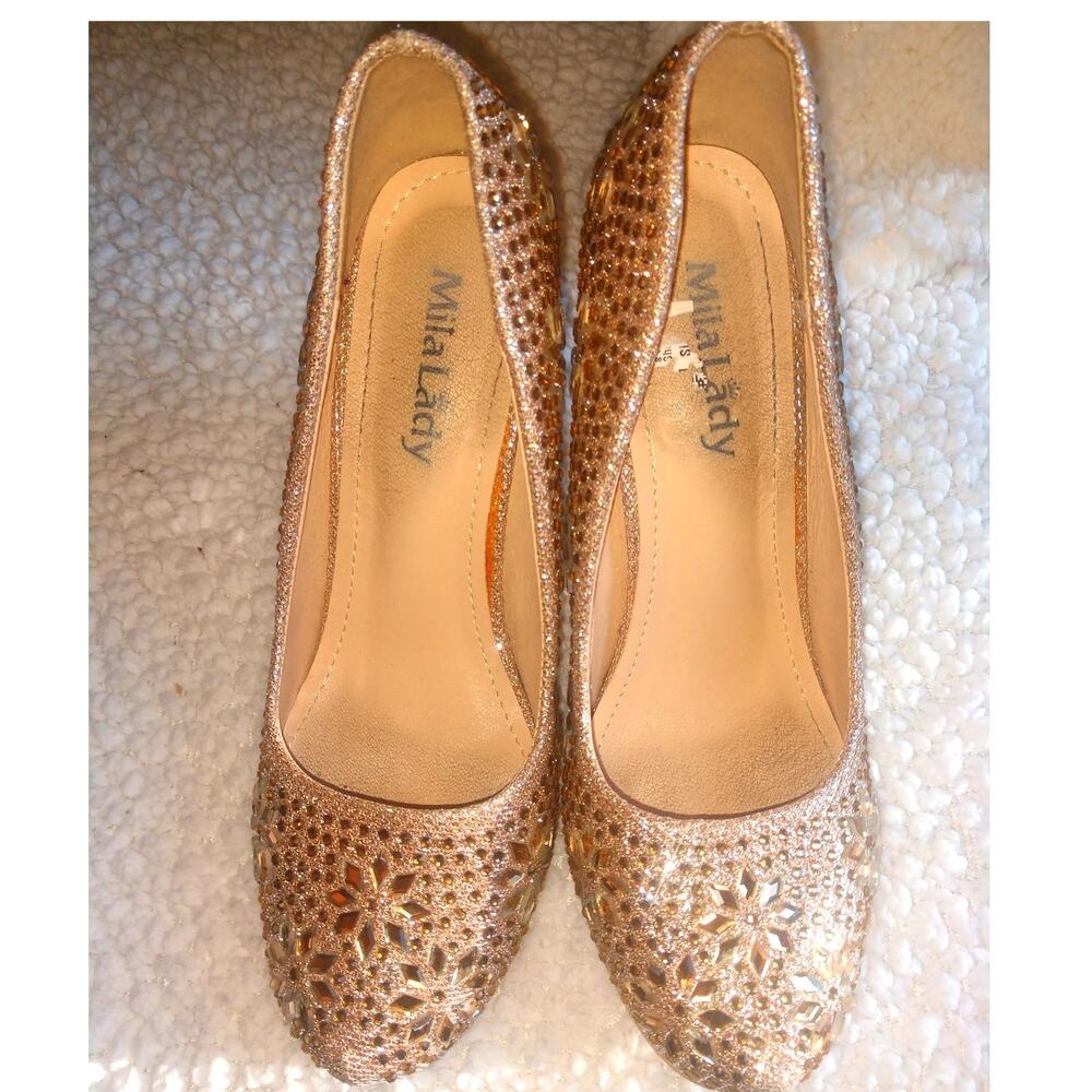 Ladies Golden Beaded Heels, Sz 6